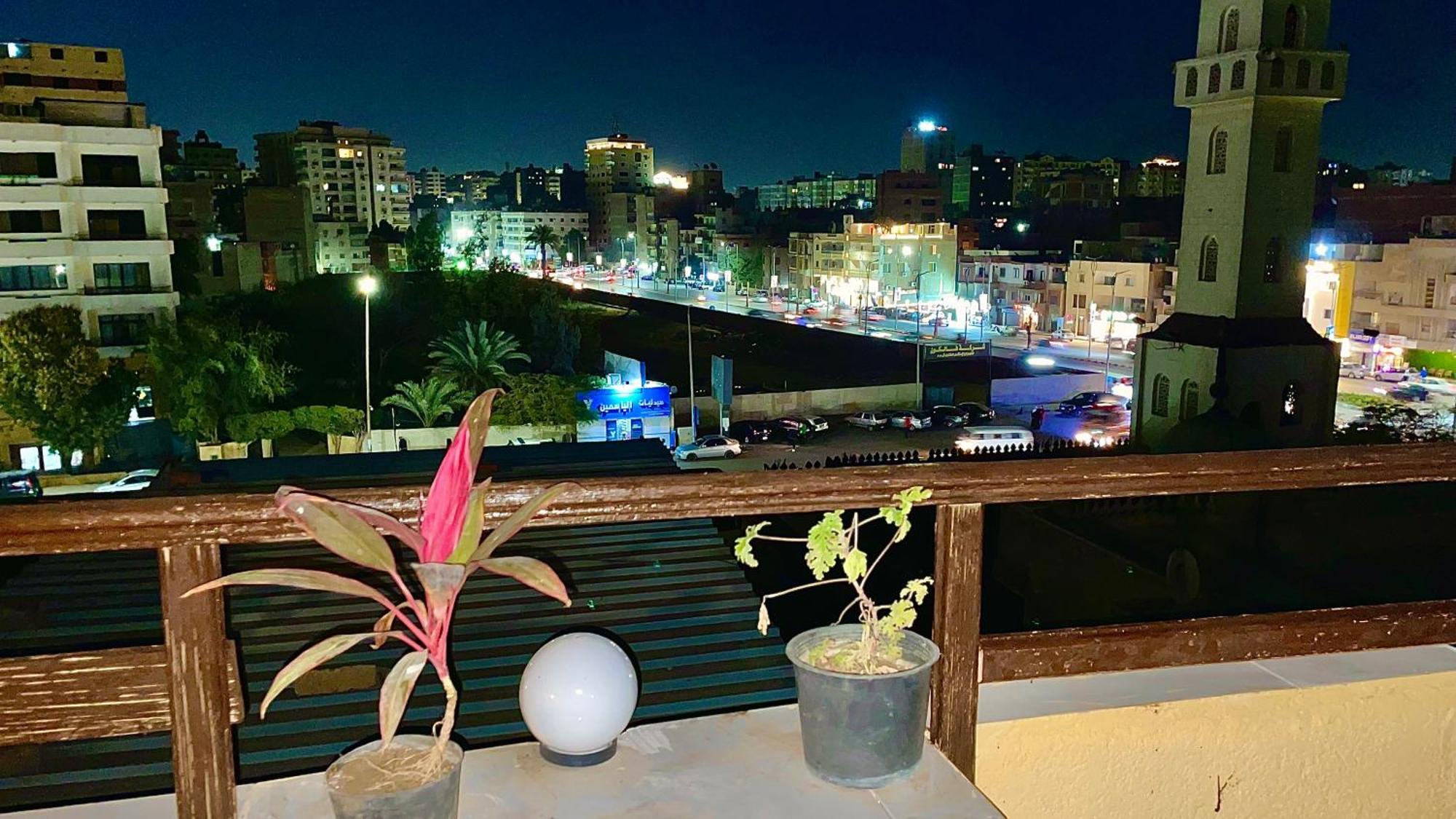 Sami Holiday Inn - Pyramids View Rooftop Al Kawm al Akhdar Exterior photo